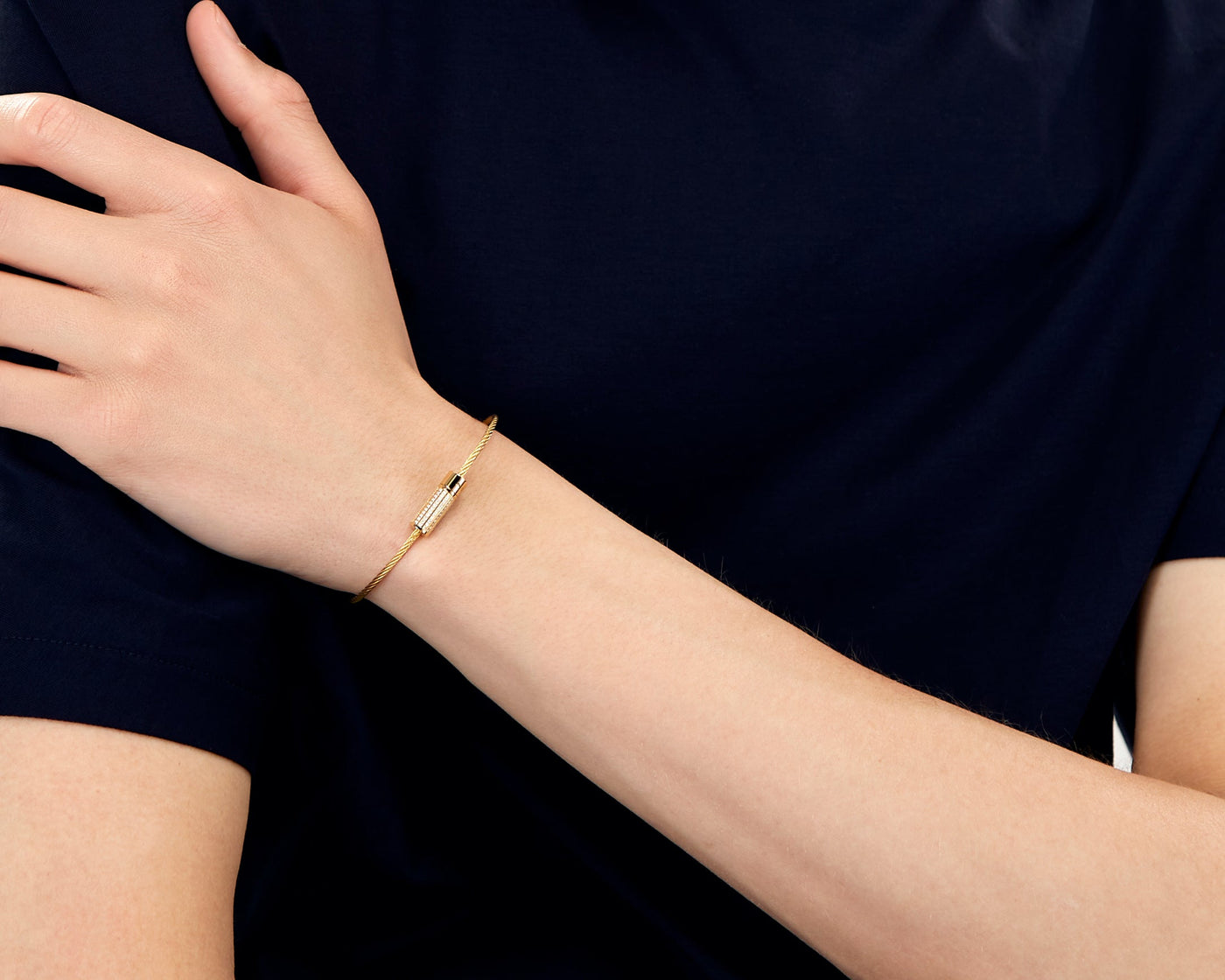 9g cable bracelet